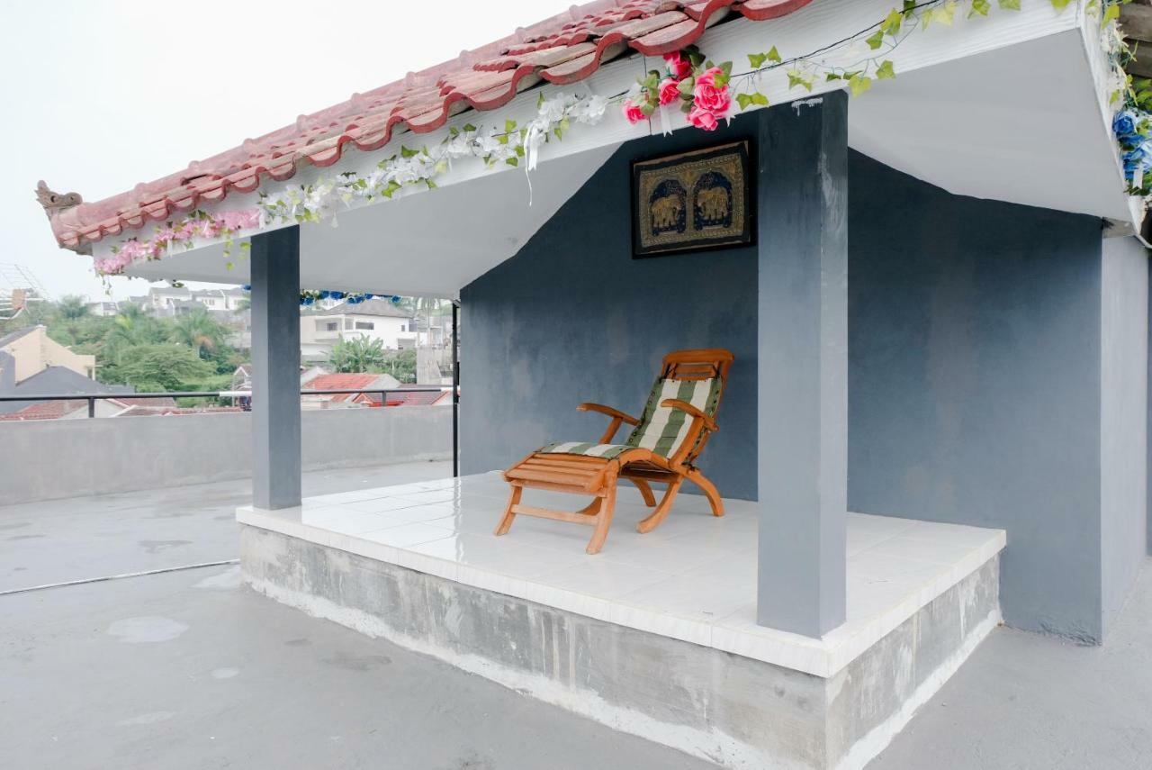Reddoorz Syariah @ Puncak Buring Otel Malang Dış mekan fotoğraf